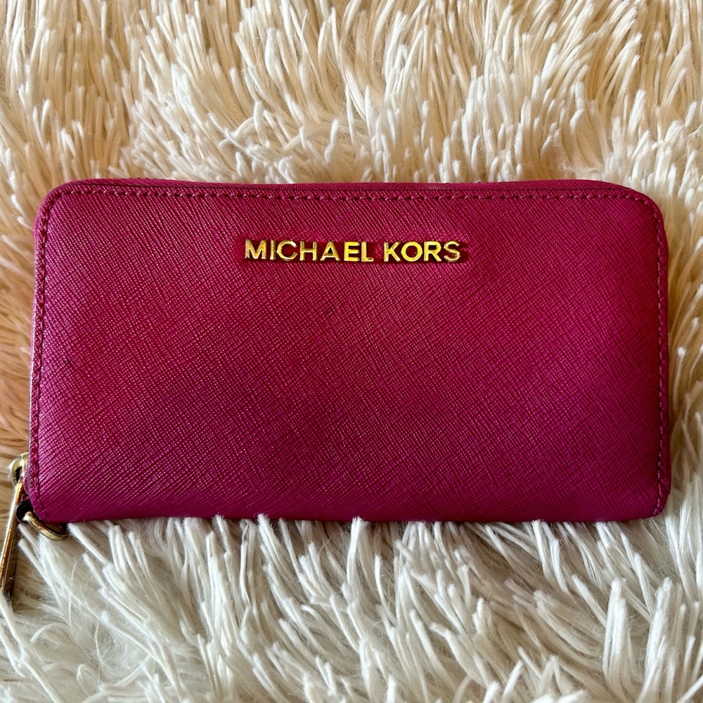 Michael Kors wallet